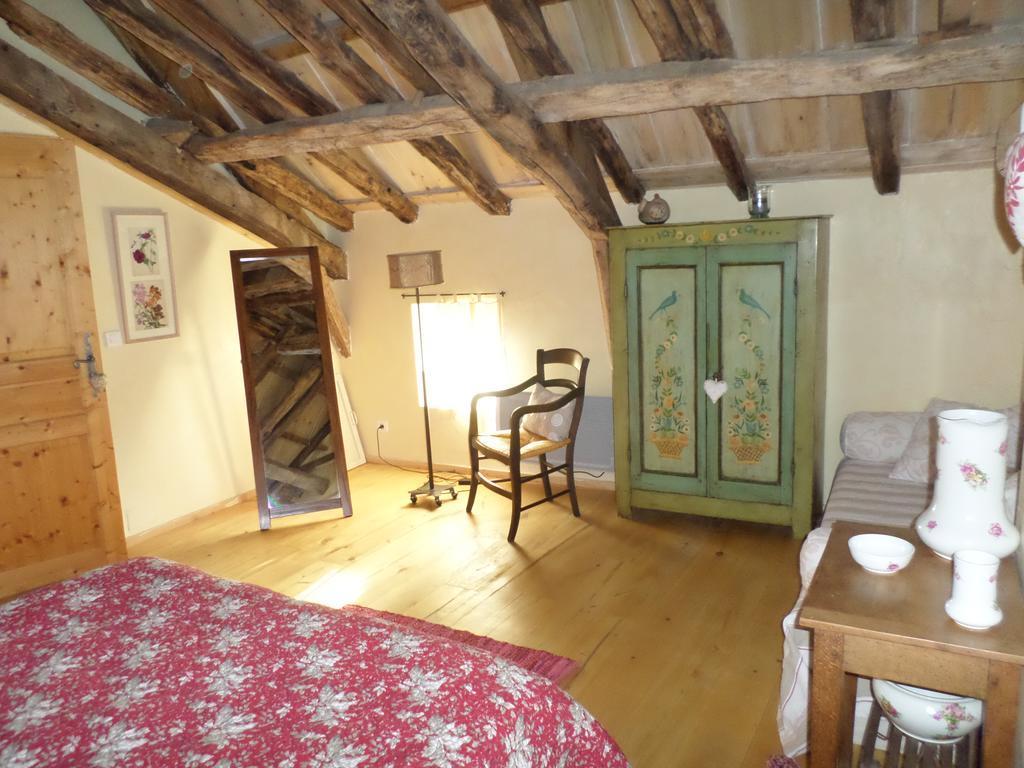 La Belle Poule - Faverolle Holiday home *